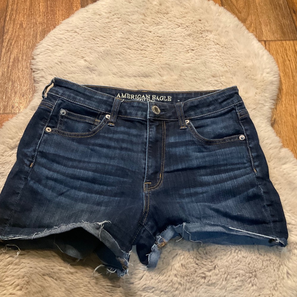 American Eagle Hi Rise Shortie Size 8 Dark Wash Shorts Womens‎ Raw Hem